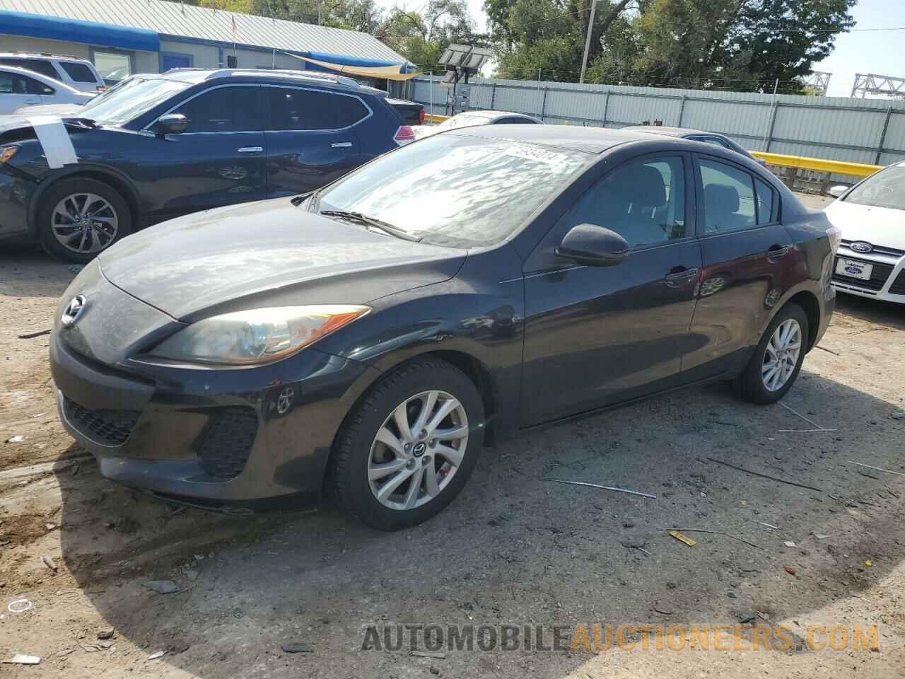 JM1BL1V7XD1718067 MAZDA 3 2013