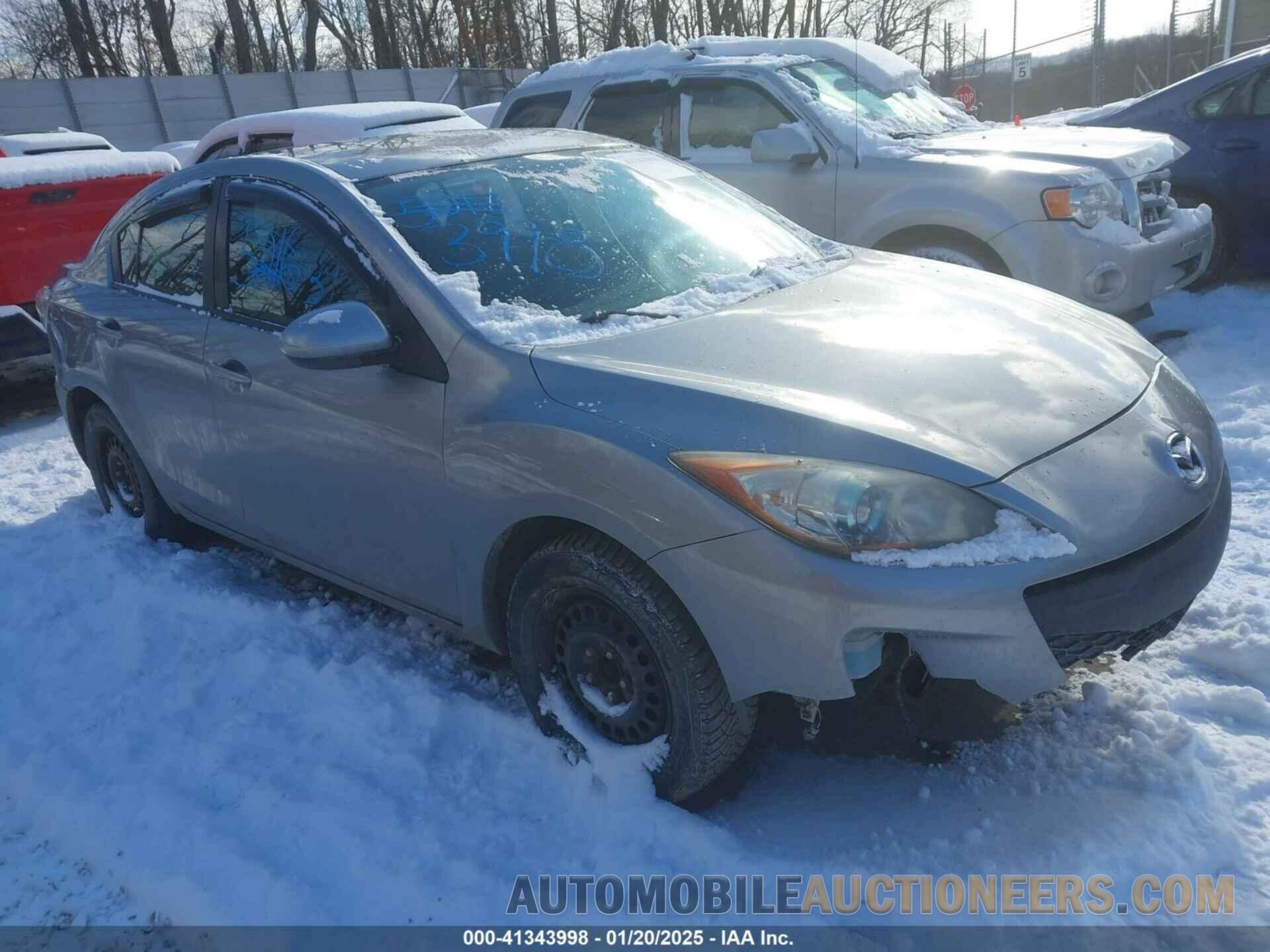 JM1BL1V80C1698502 MAZDA MAZDA3 2012