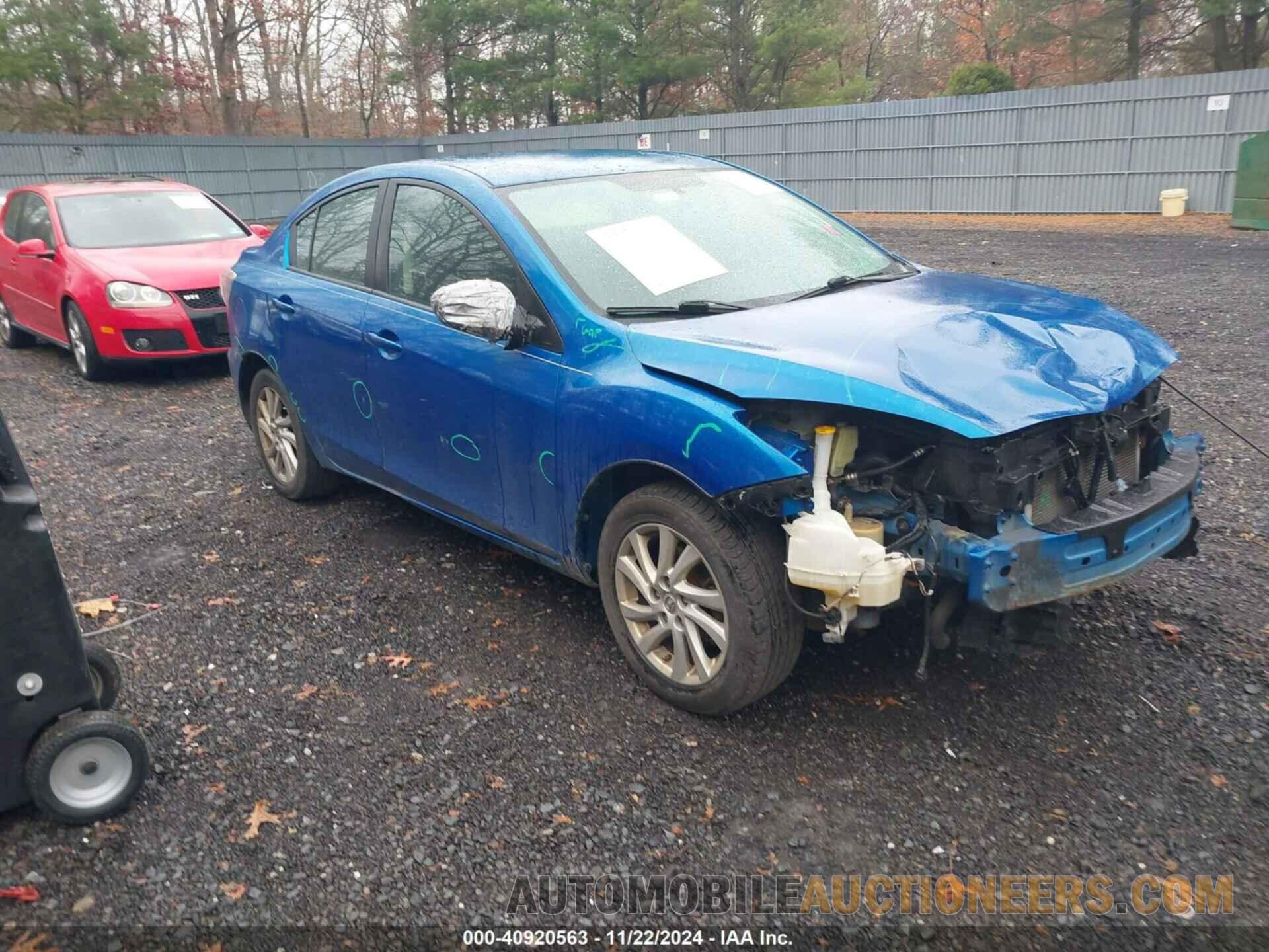 JM1BL1V86C1542996 MAZDA MAZDA3 2012