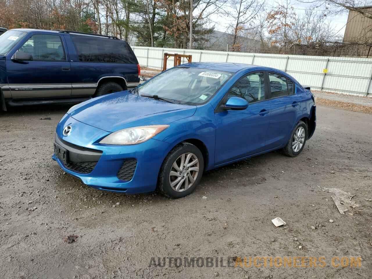 JM1BL1V8XC1635908 MAZDA 3 2012