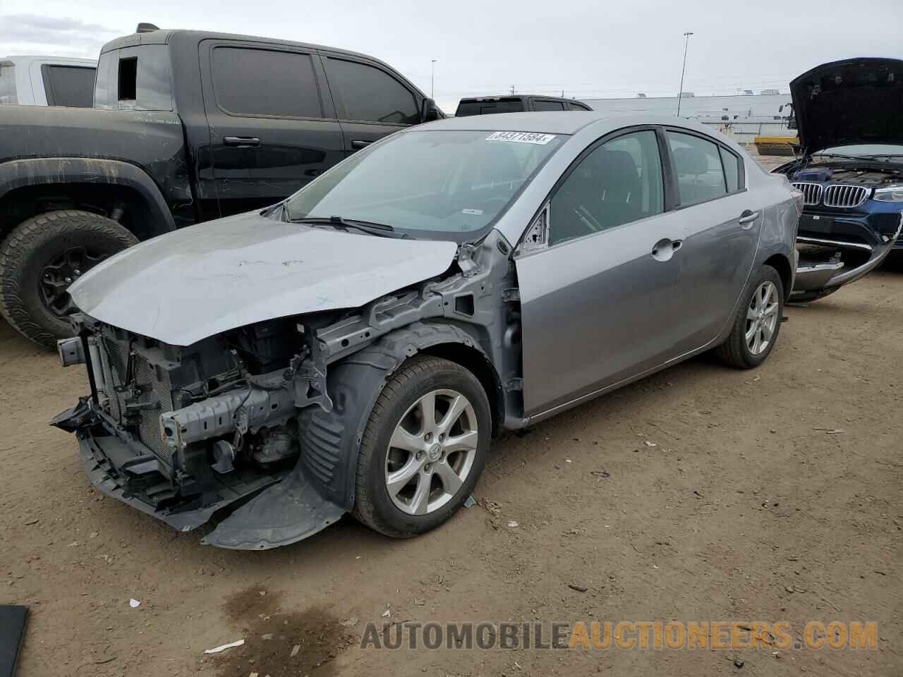 JM1BL1VF0B1479990 MAZDA 3 2011