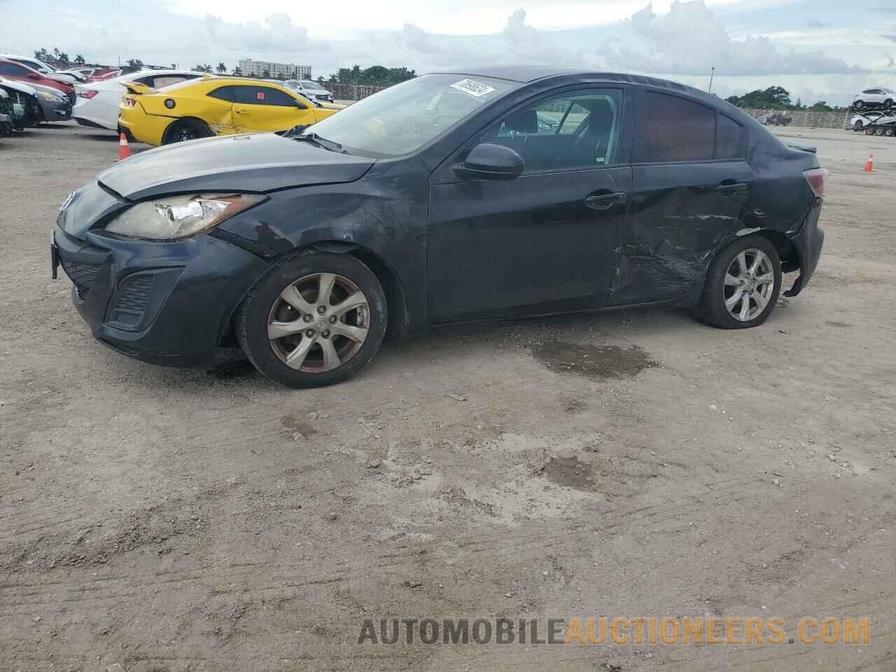 JM1BL1VF1B1368882 MAZDA 3 2011