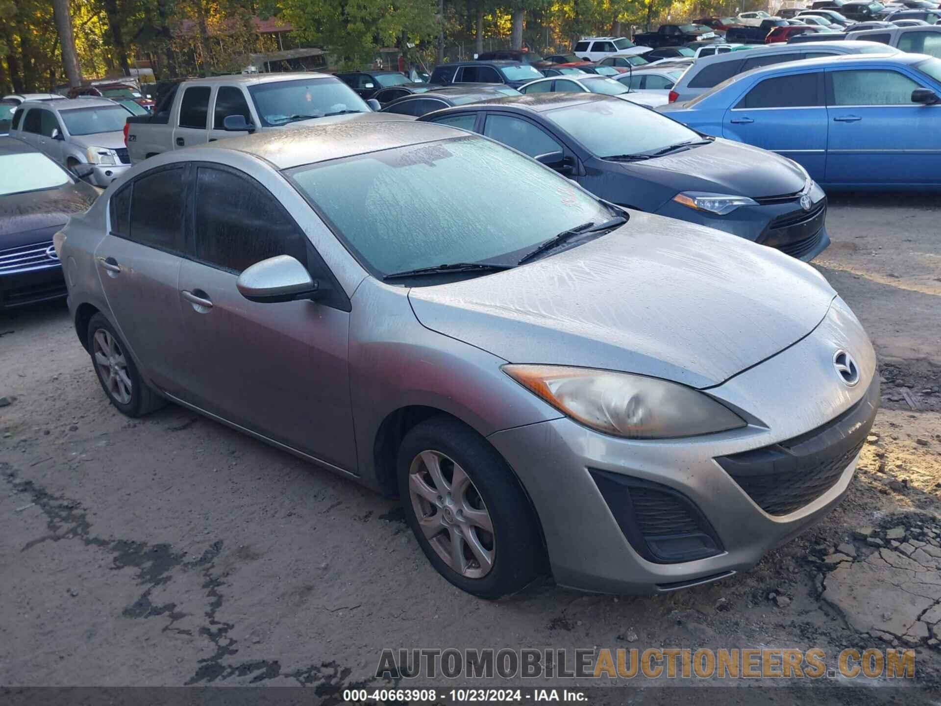 JM1BL1VF7B1456156 MAZDA MAZDA3 2011