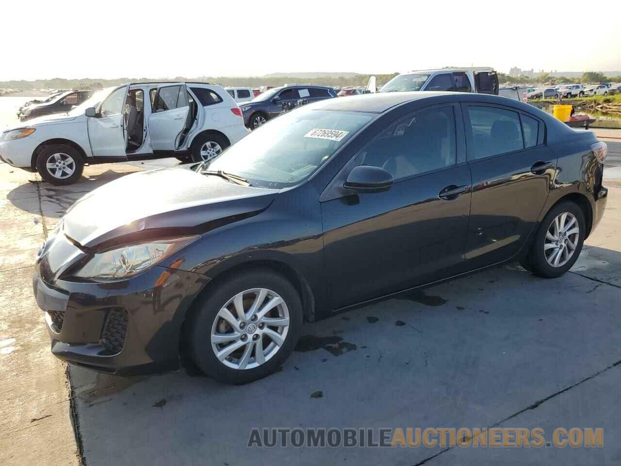 JM1BL1VF7C1516065 MAZDA 3 2012