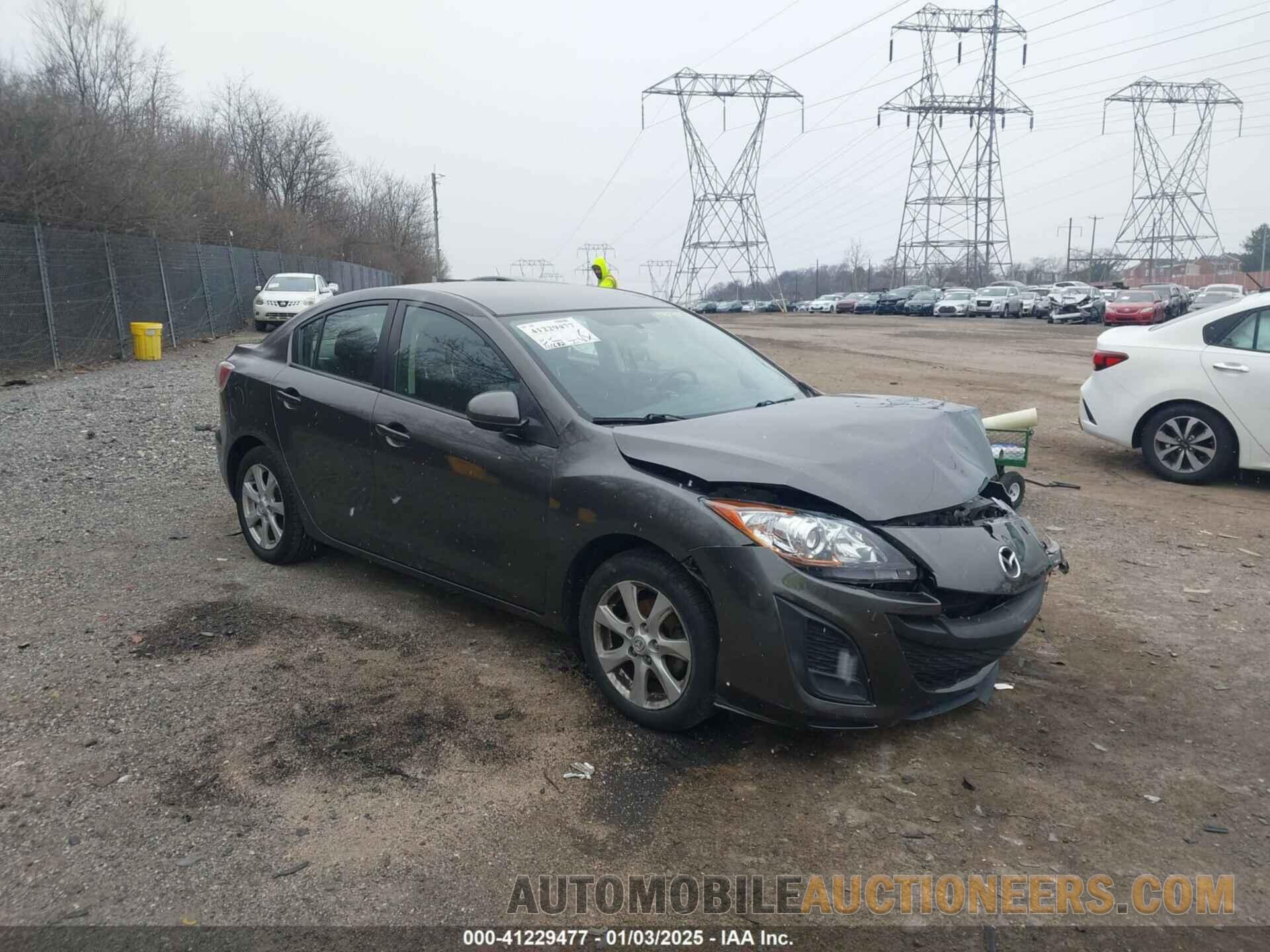 JM1BL1VG4B1472355 MAZDA MAZDA3 2011