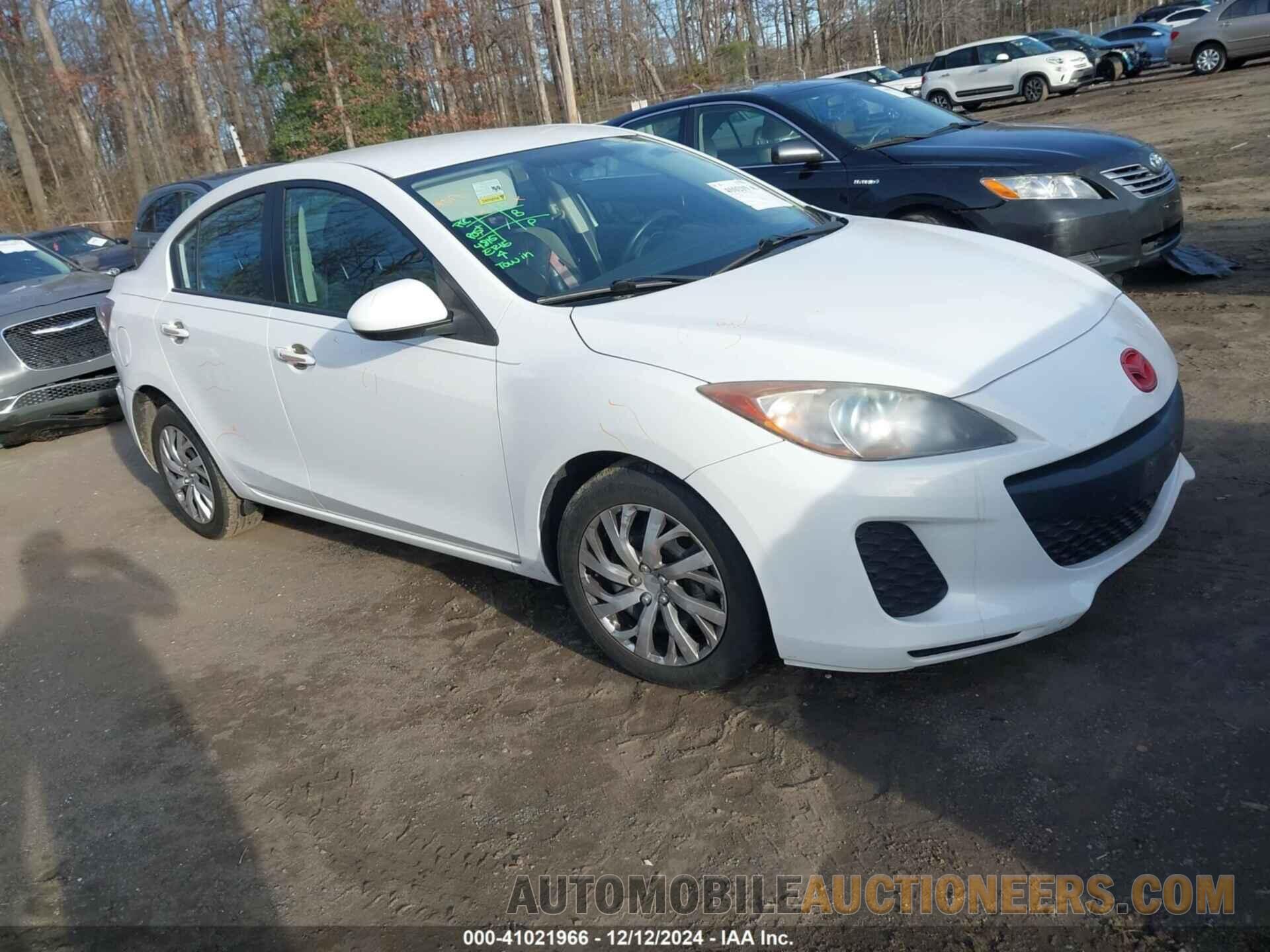 JM1BL1VP2D1812539 MAZDA MAZDA3 2013