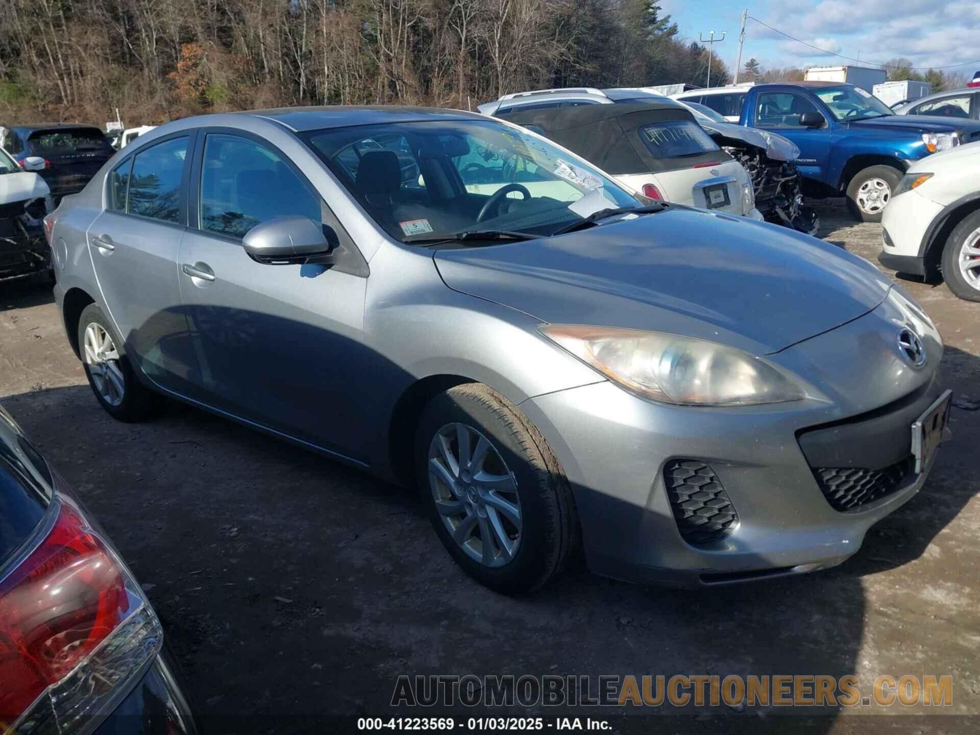 JM1BL1VP6D1787838 MAZDA MAZDA3 2013