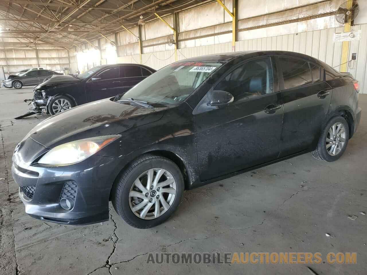 JM1BL1W71D1755104 MAZDA 3 2013