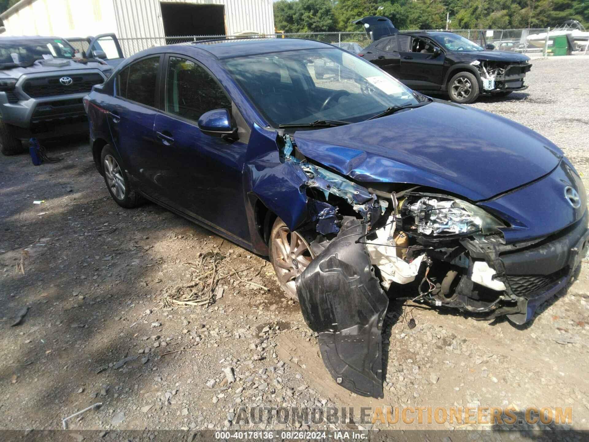 JM1BL1W72D1727490 MAZDA MAZDA3 2013