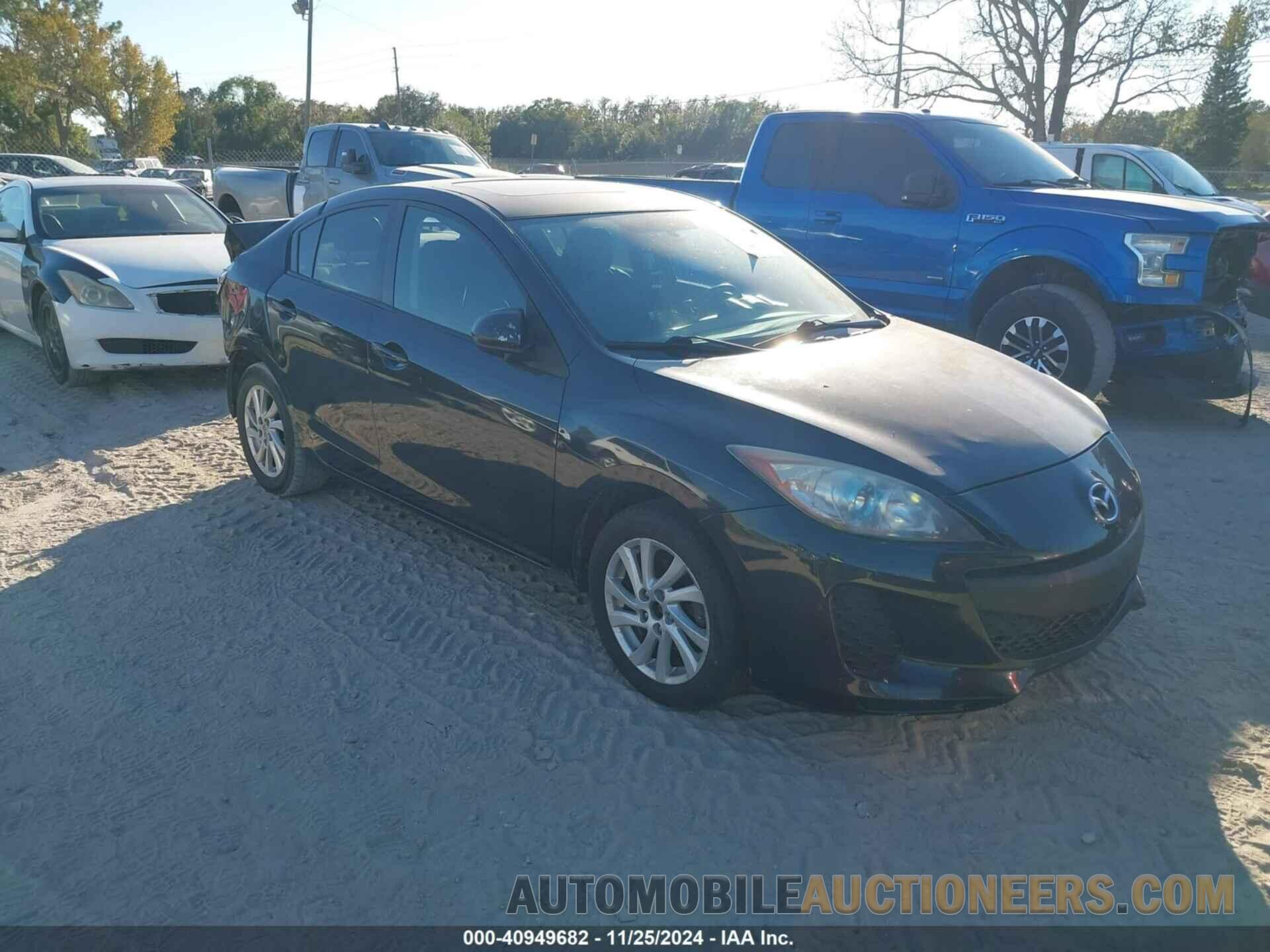 JM1BL1W74C1564114 MAZDA MAZDA3 2012