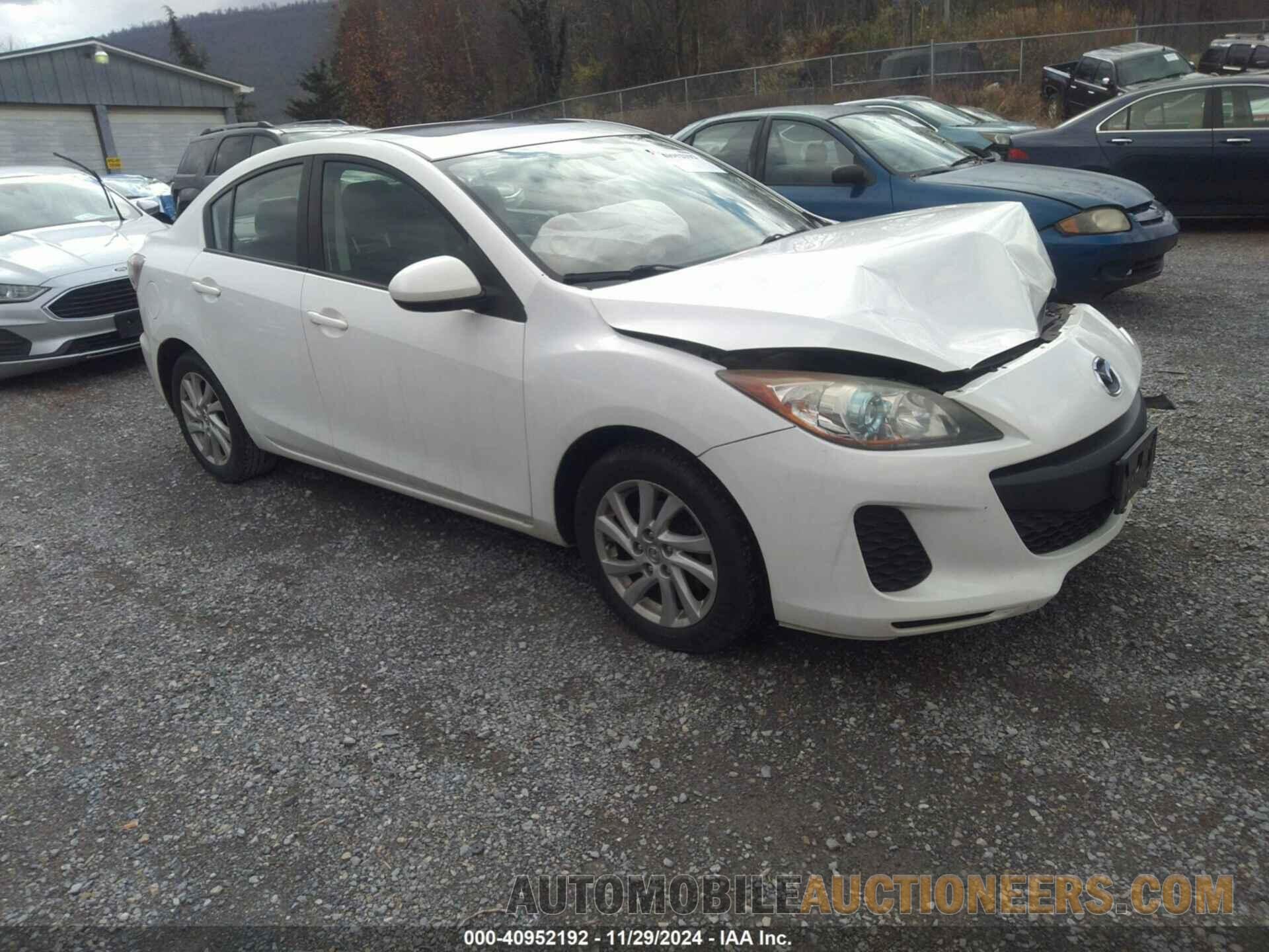 JM1BL1W80C1685005 MAZDA MAZDA3 2012