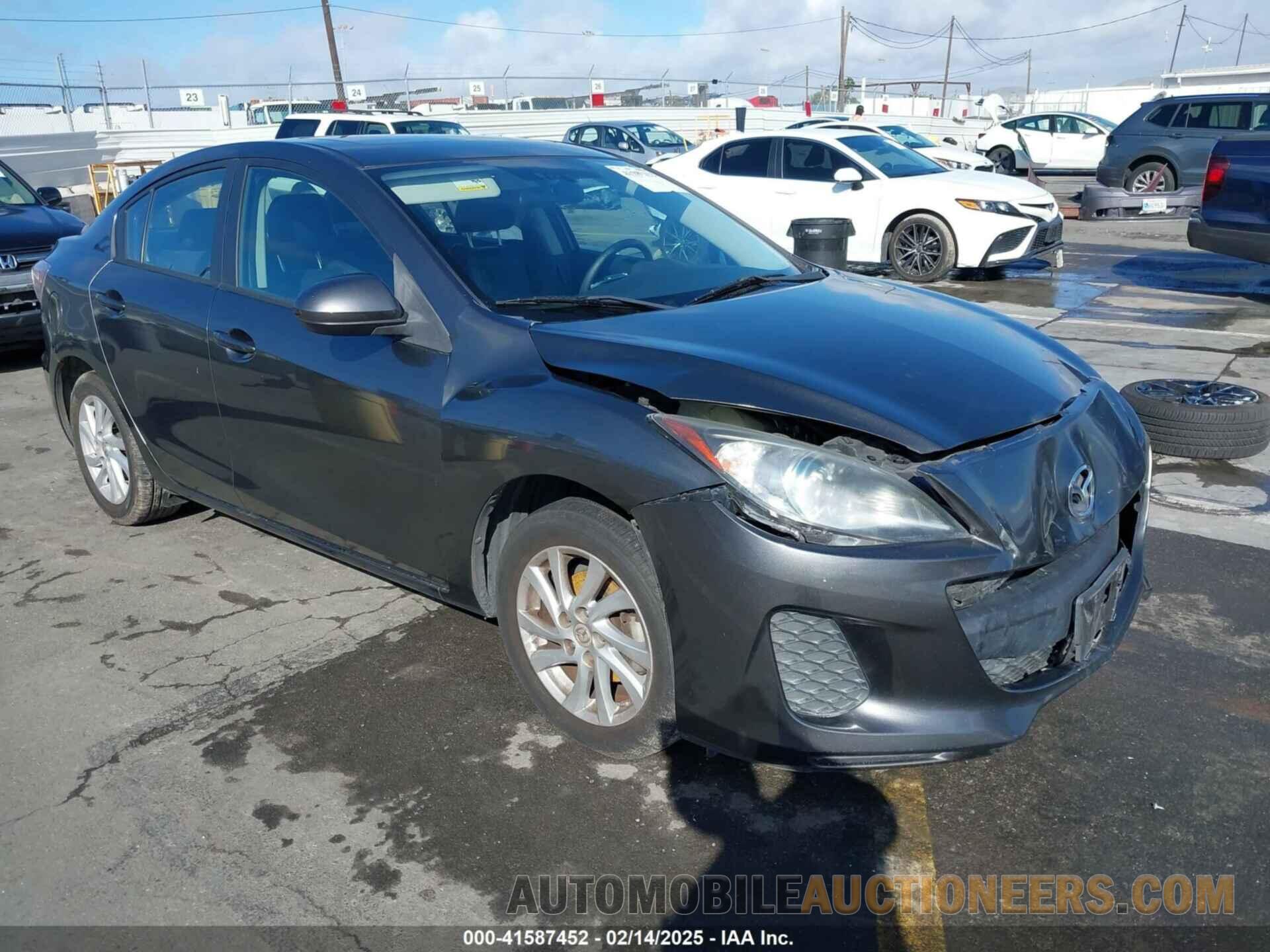 JM1BL1W85C1673206 MAZDA MAZDA3 2012