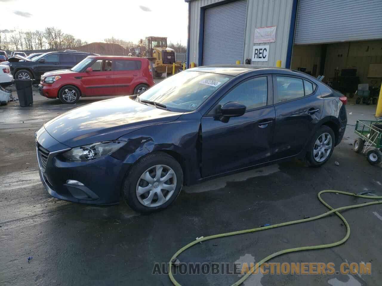 JM1BM1T71F1242830 MAZDA 3 2015