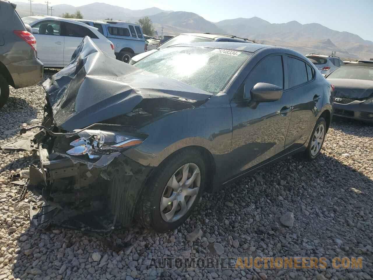 JM1BM1T76G1284704 MAZDA 3 2016