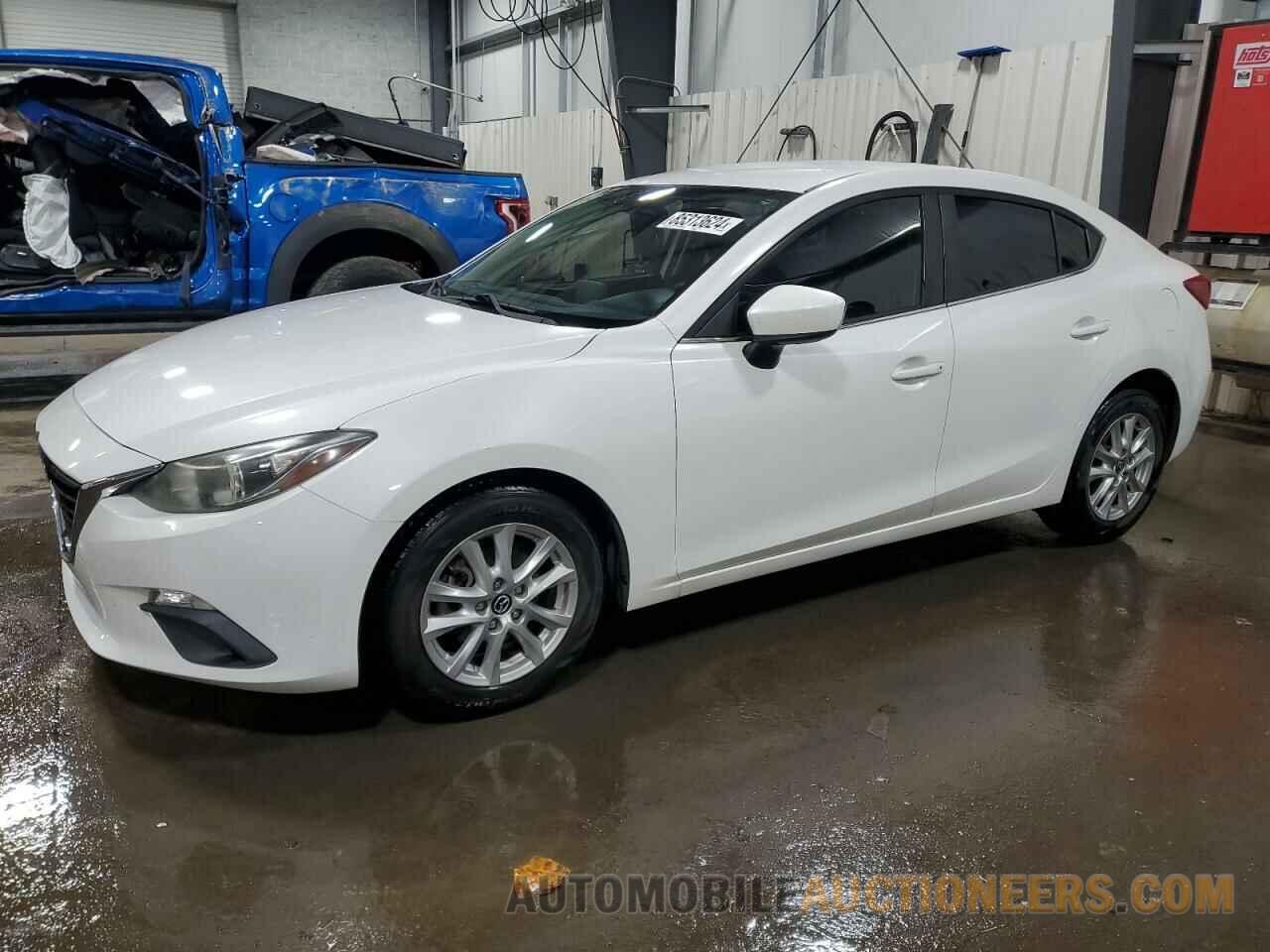 JM1BM1U74G1305595 MAZDA 3 2016