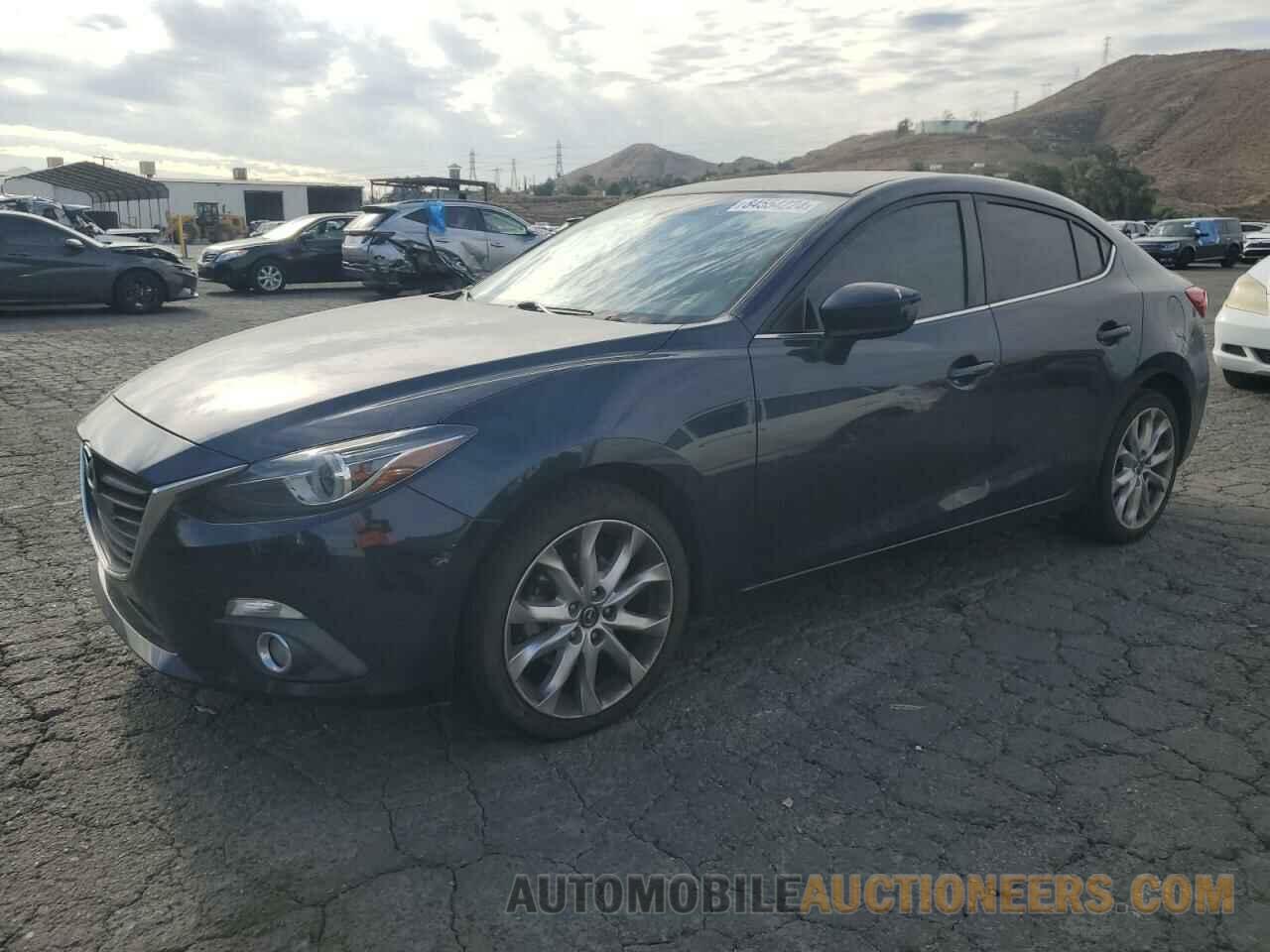 JM1BM1W34F1240272 MAZDA 3 2015