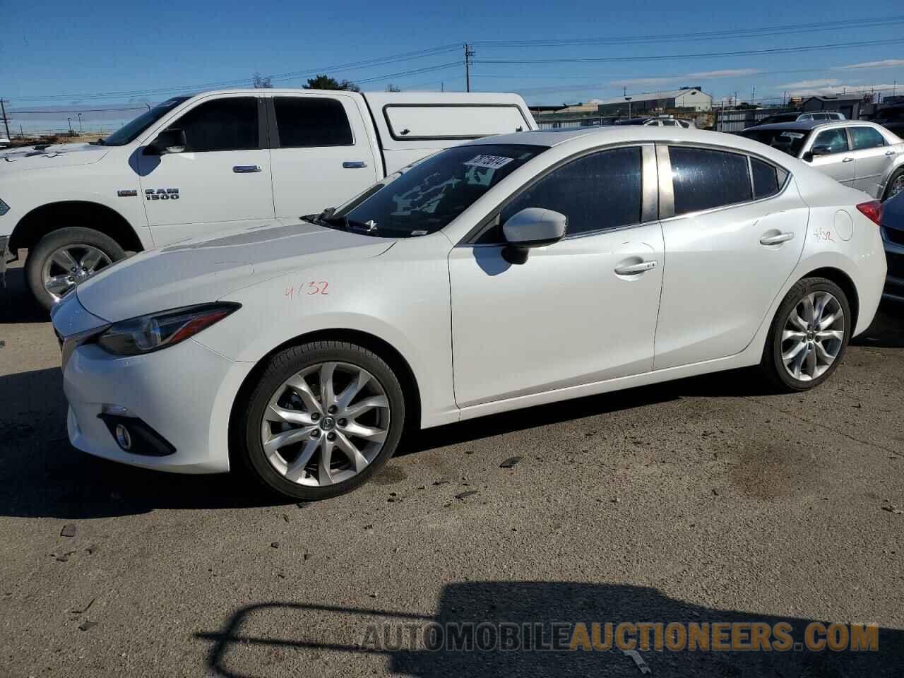 JM1BM1W35F1256433 MAZDA 3 2015