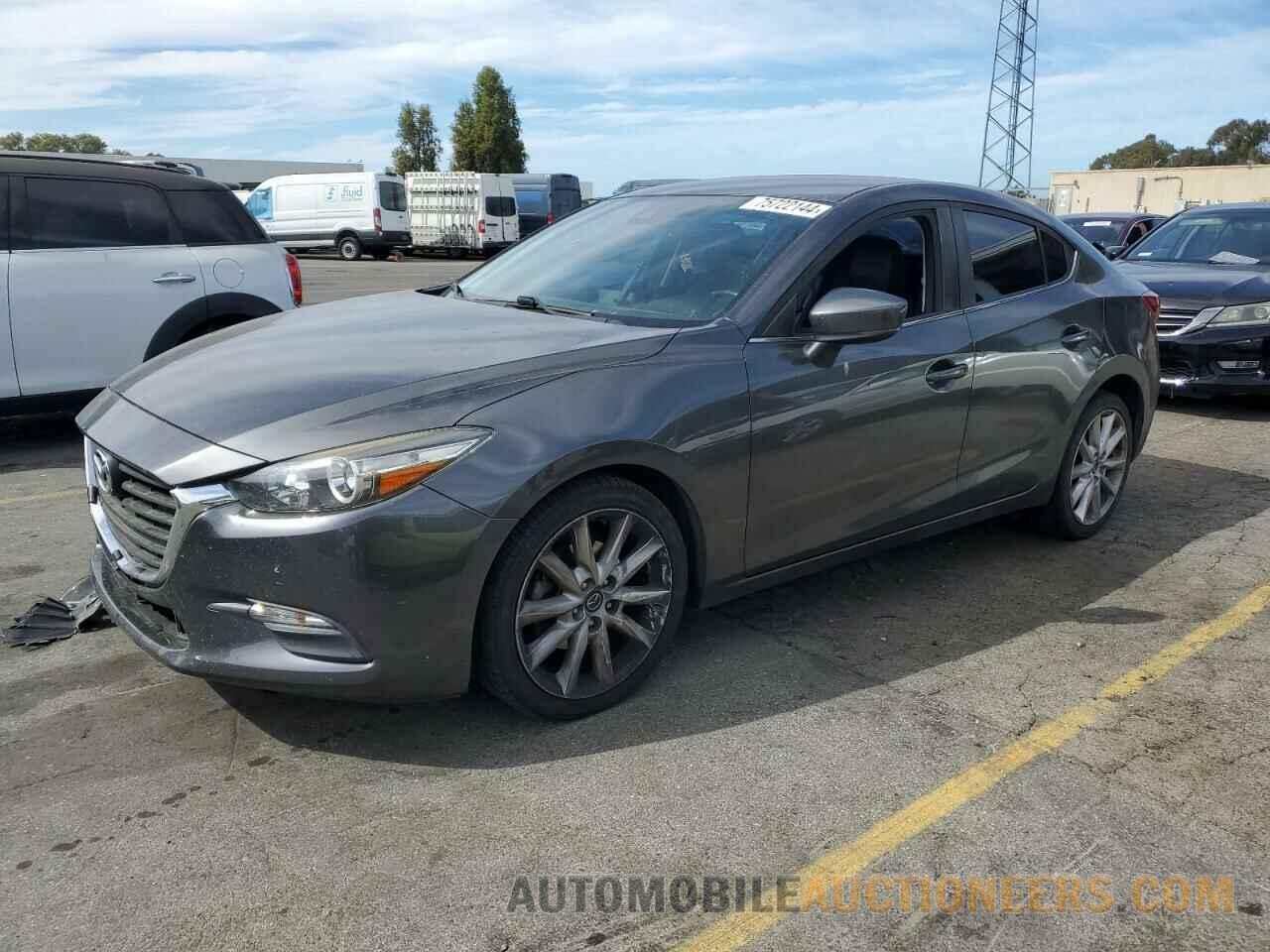 JM1BN1V7XH1101199 MAZDA 3 2017