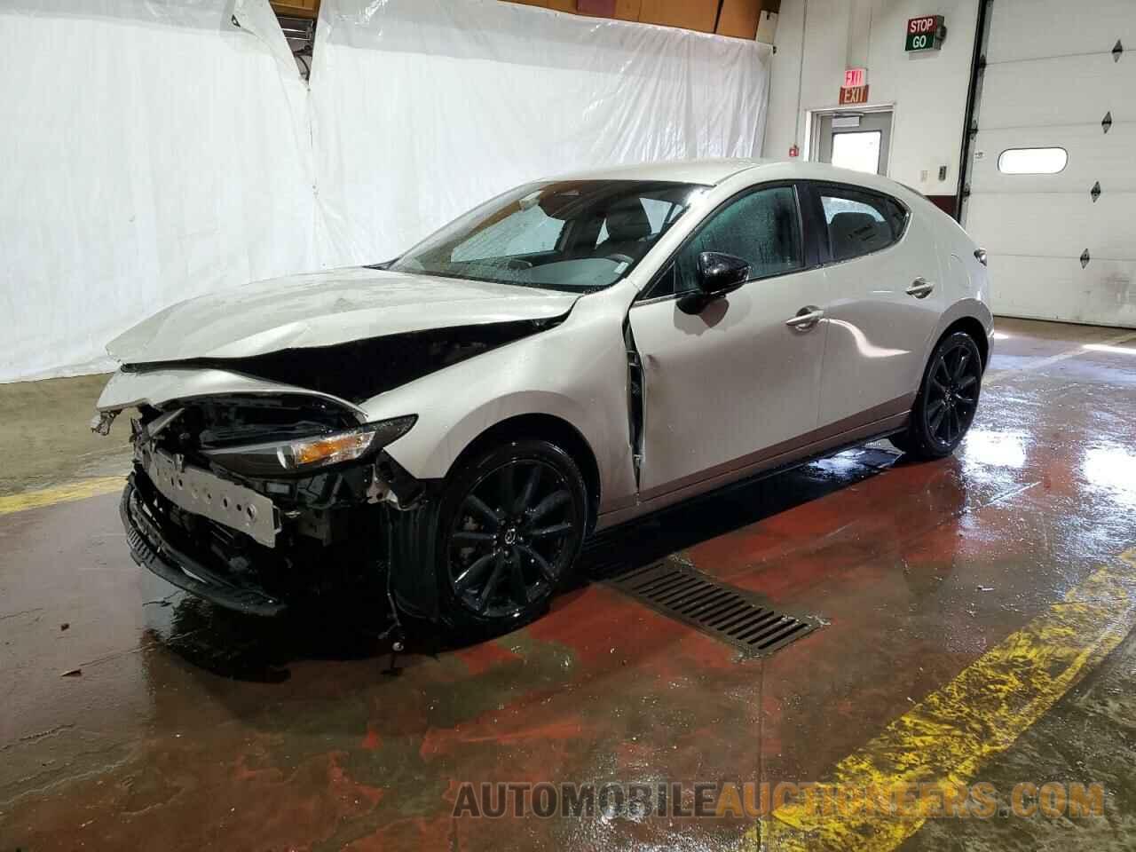 JM1BPAKM6R1722302 MAZDA 3 SELECT S 2024