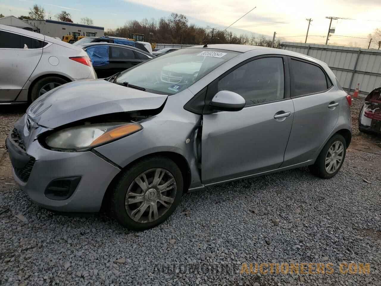 JM1DE1KY1D0171034 MAZDA 2 2013