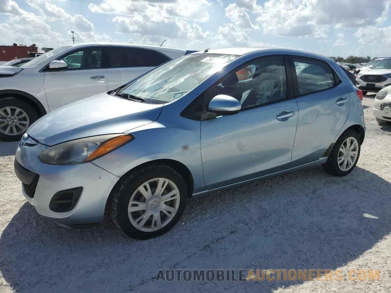 JM1DE1KY6D0155542 MAZDA 2 2013