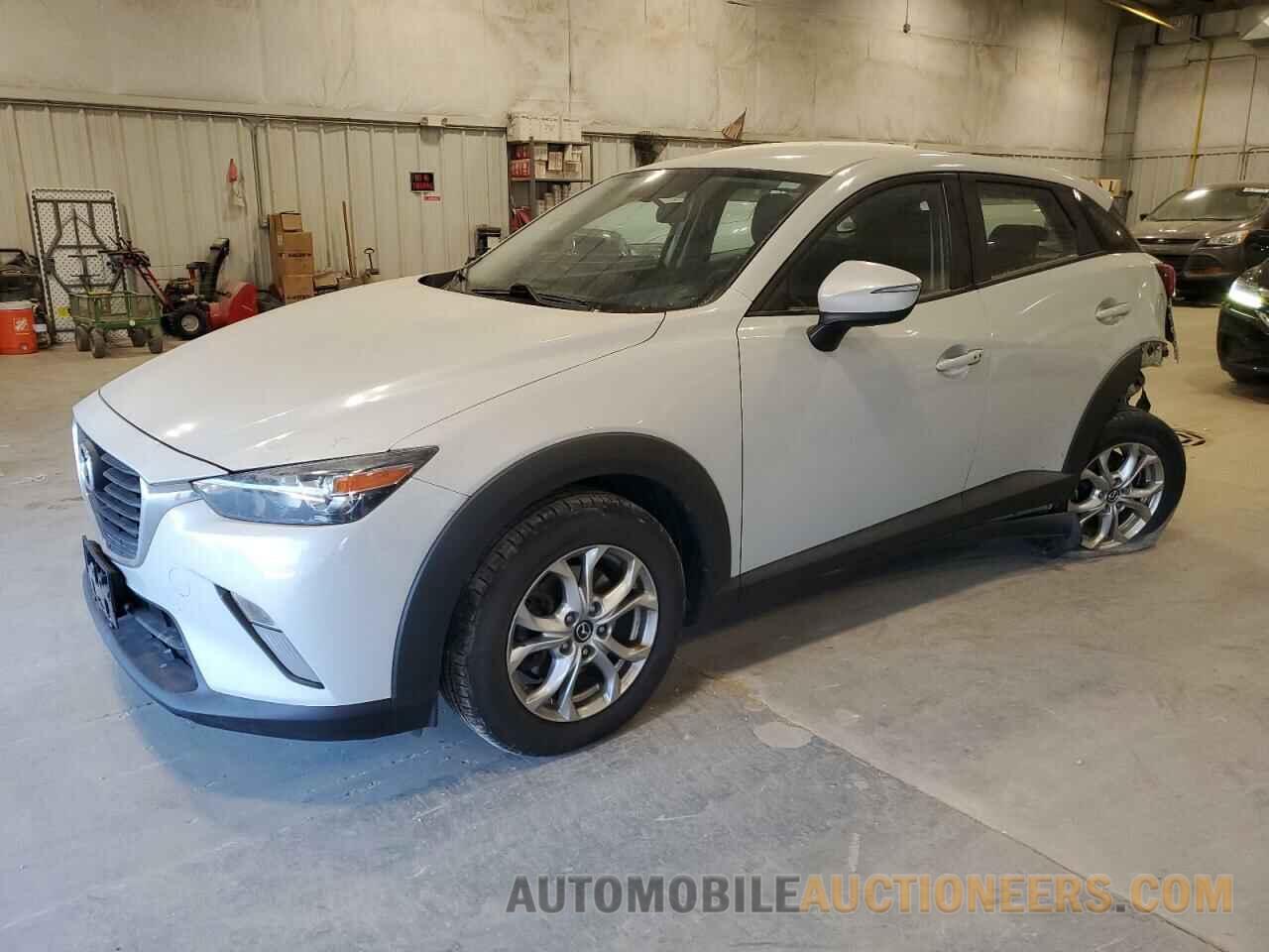 JM1DKBC71G0124045 MAZDA CX-3 2016