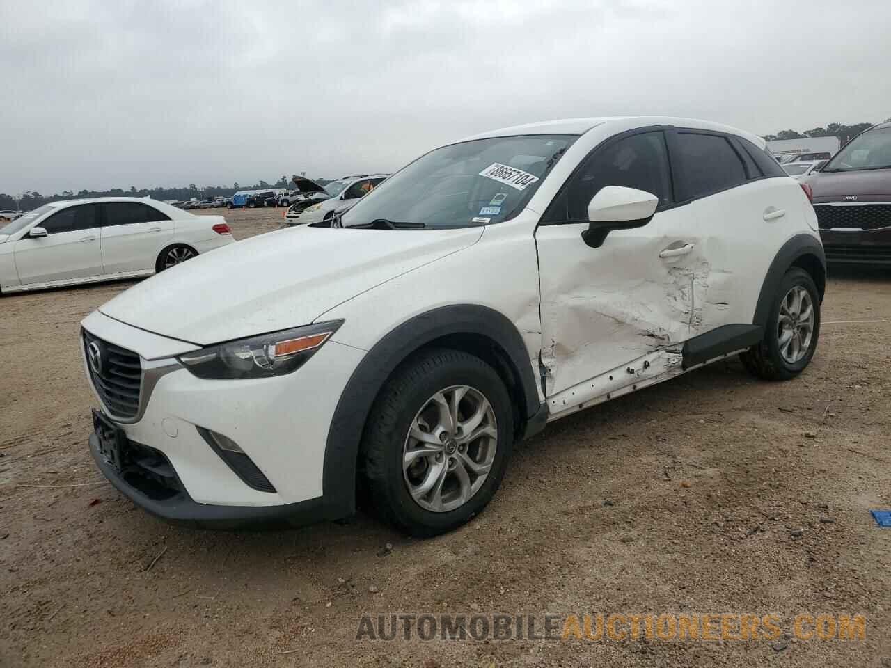 JM1DKDB7XH0154076 MAZDA CX-3 2017