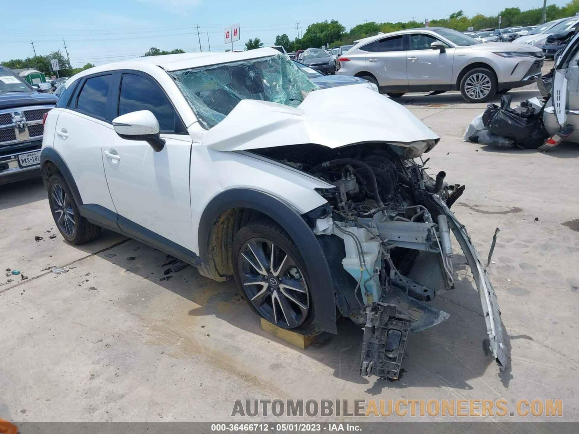 JM1DKDC75J0312831 MAZDA CX-3 2018