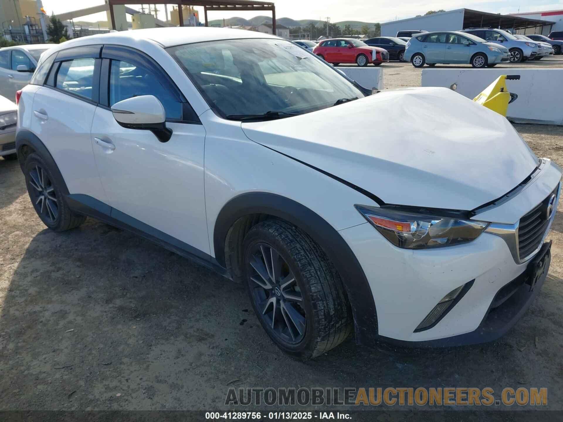 JM1DKDC75J0314143 MAZDA CX-3 2018