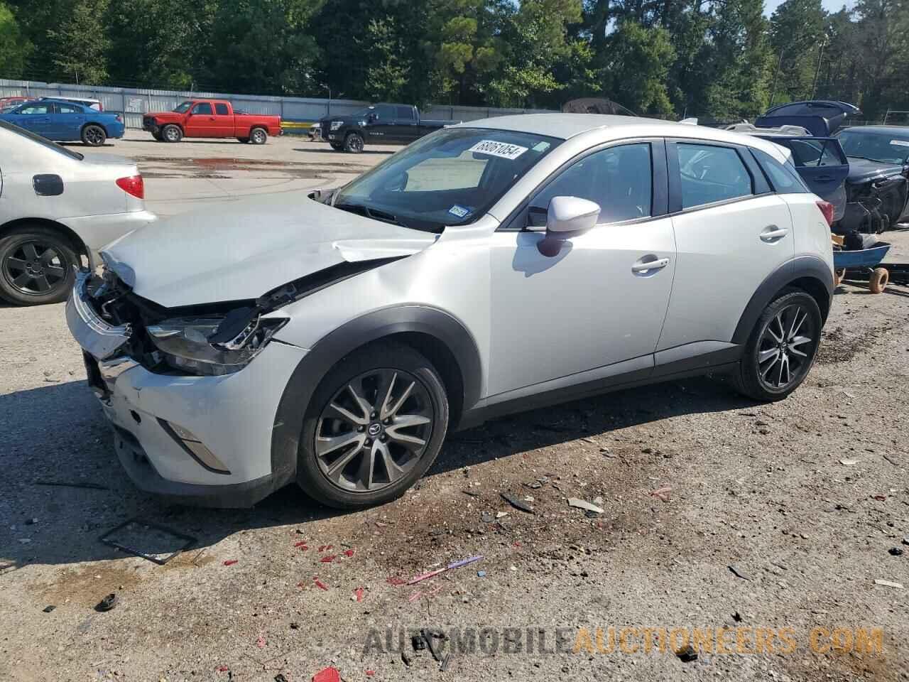 JM1DKDC75J0329502 MAZDA CX-3 2018