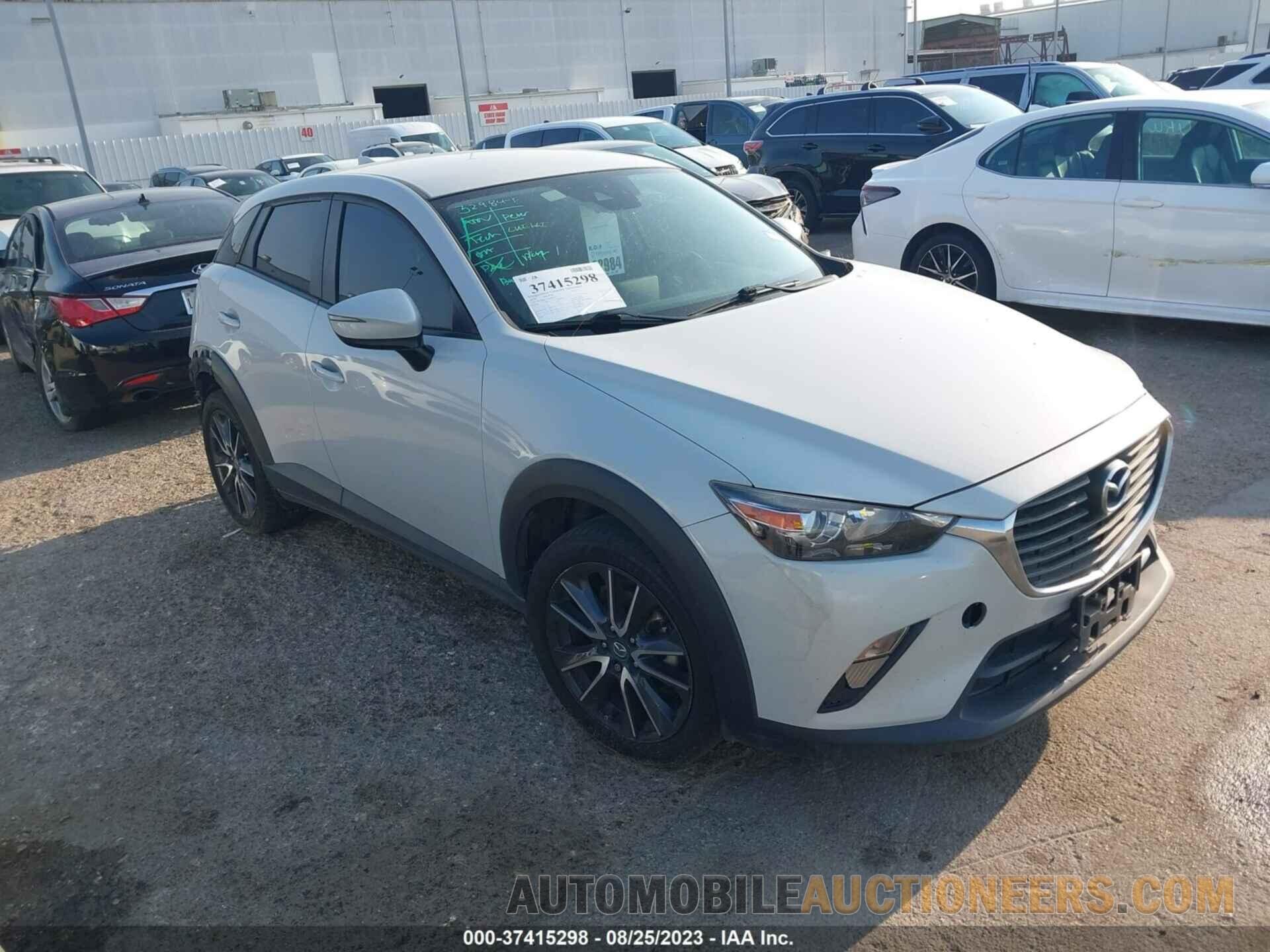 JM1DKDC76J0300316 MAZDA CX-3 2018