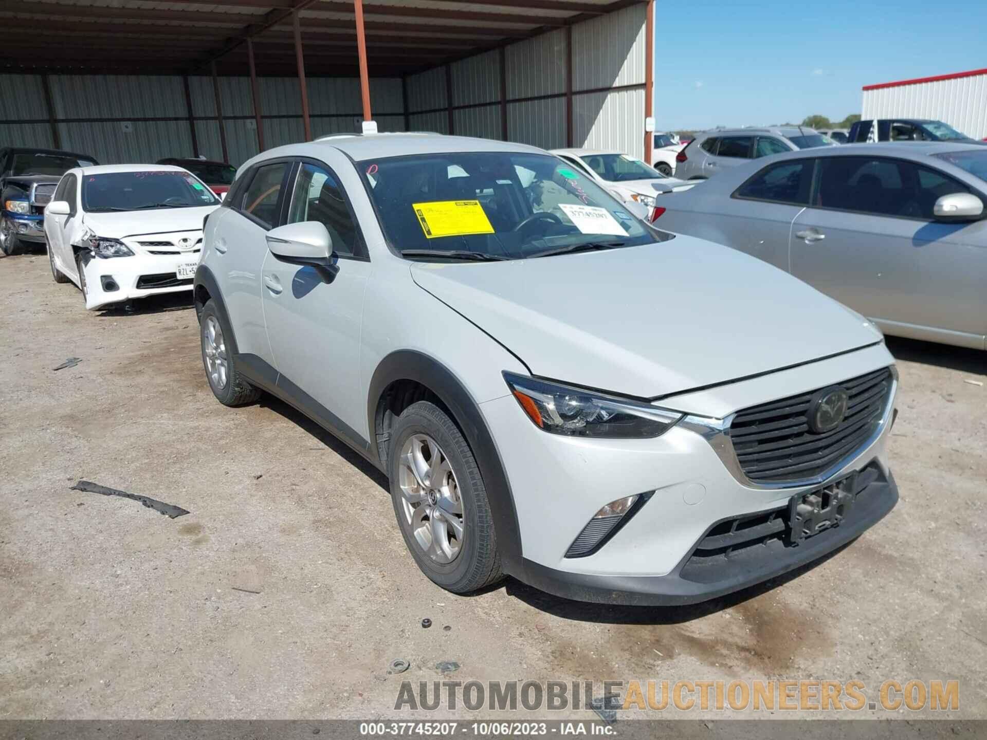 JM1DKFB76K1452010 MAZDA CX-3 2019