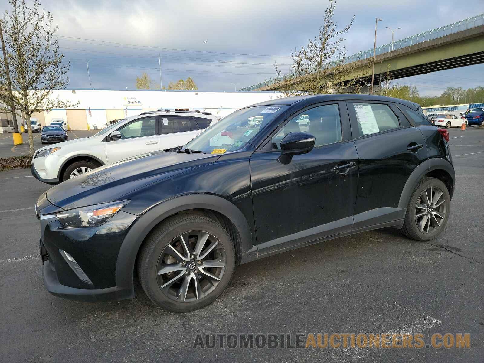 JM1DKFC71H0141596 MAZDA CX-3 2017