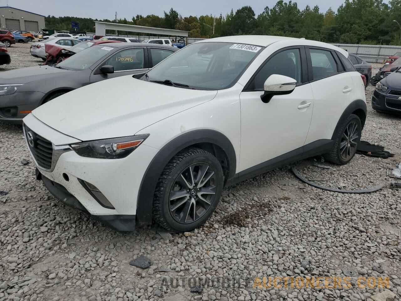 JM1DKFC71J0313230 MAZDA CX-3 2018