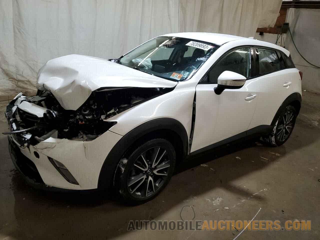 JM1DKFC71J0320646 MAZDA CX-3 2018