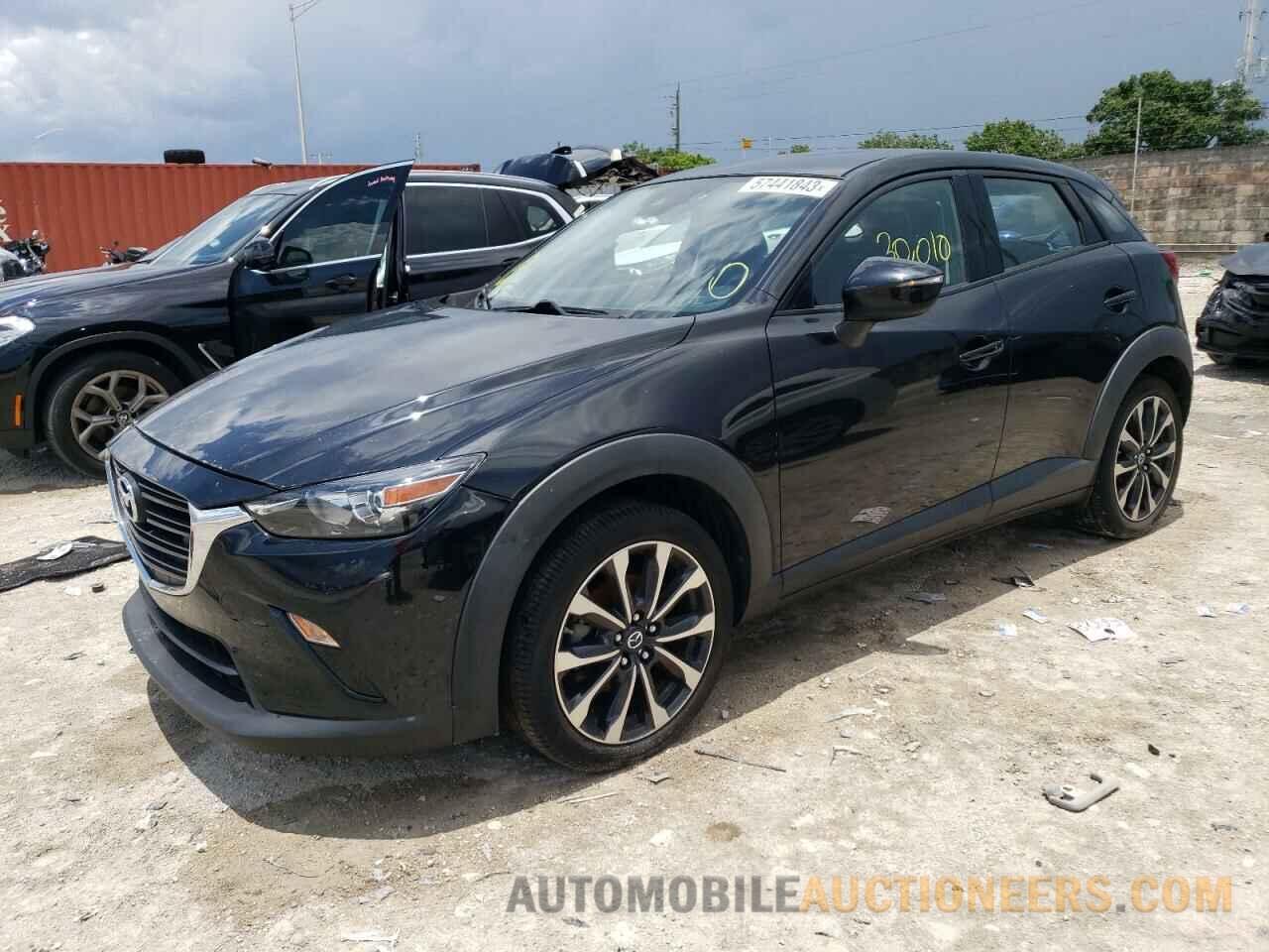 JM1DKFC71K1415560 MAZDA CX-3 2019