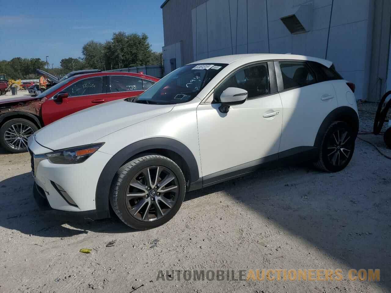 JM1DKFC72J0303404 MAZDA CX-3 2018