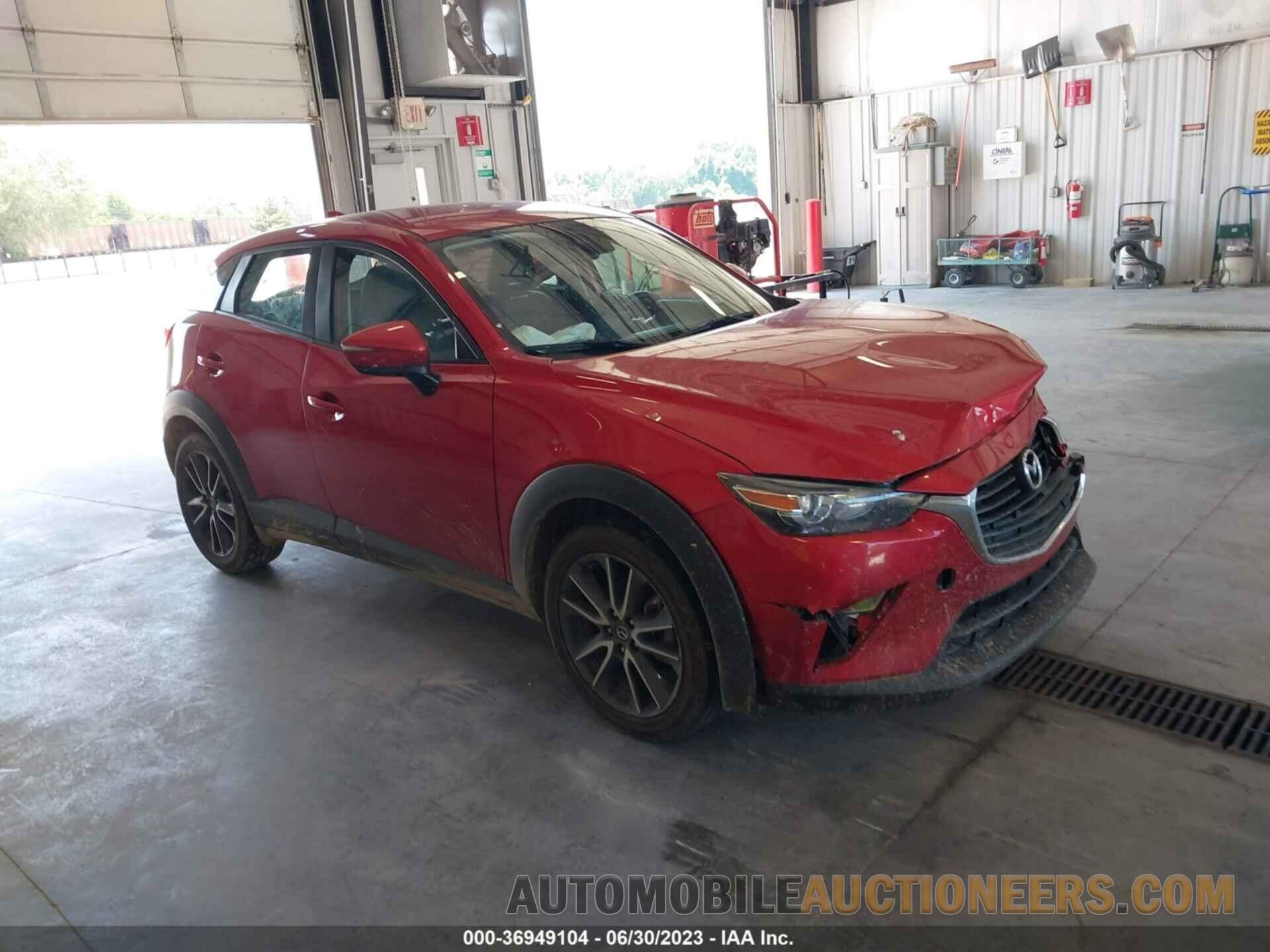 JM1DKFC73J0329056 MAZDA CX-3 2018