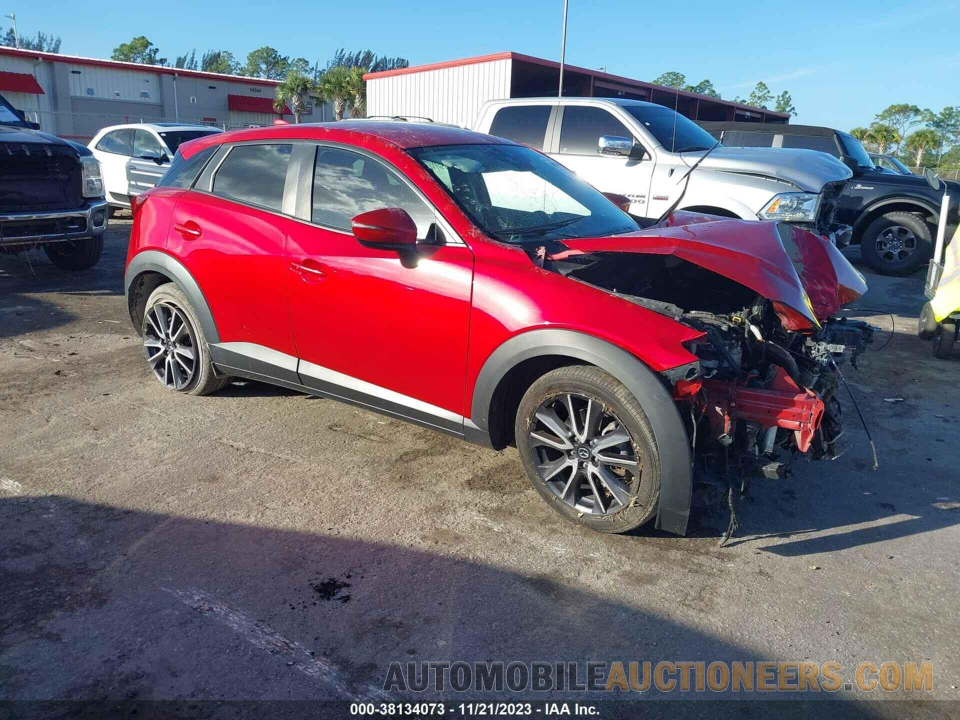 JM1DKFC76J0301493 MAZDA CX-3 2018