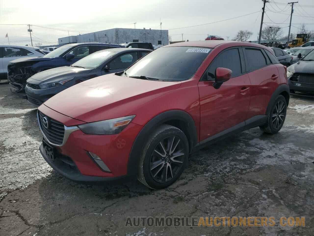 JM1DKFC76J0306807 MAZDA CX-3 2018