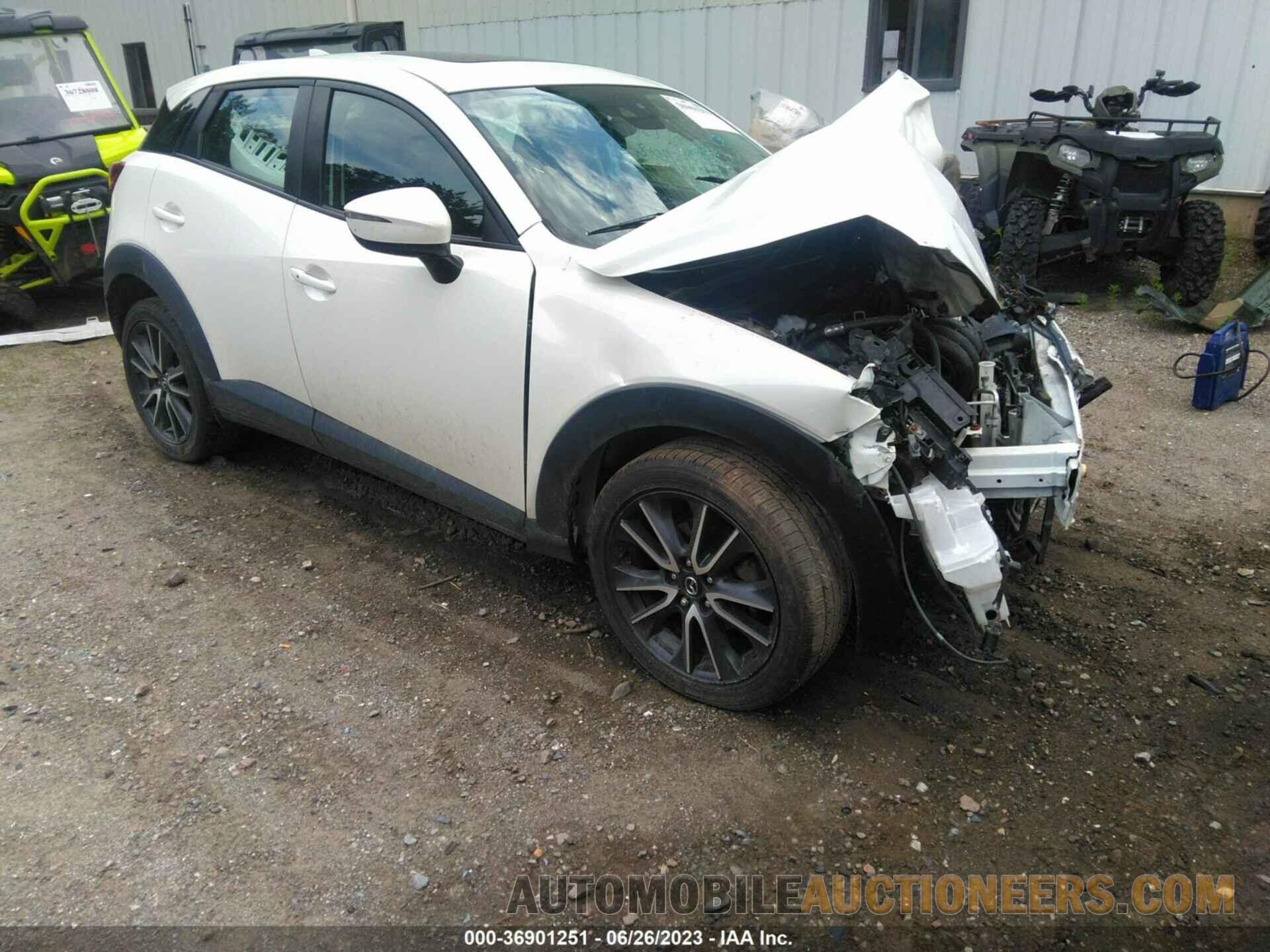 JM1DKFC77J0311272 MAZDA CX-3 2018