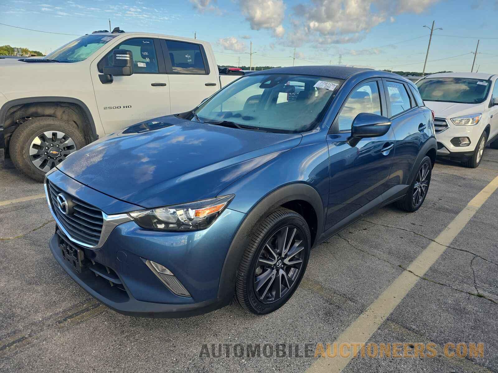 JM1DKFC77J0318805 MAZDA CX-3 2018