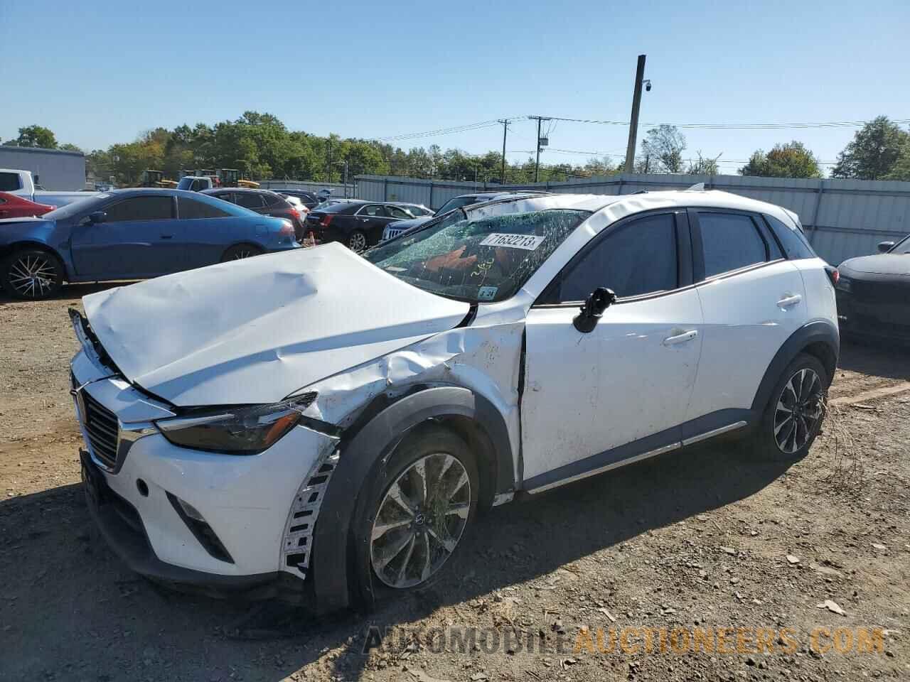 JM1DKFD72K1420068 MAZDA CX-3 2019