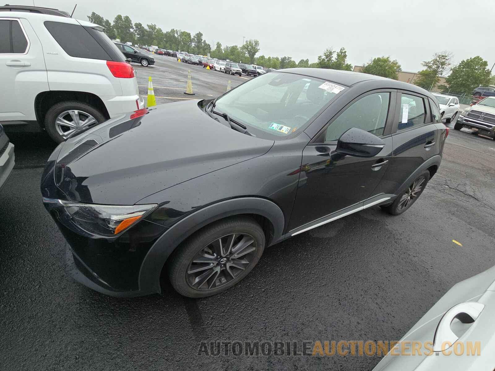 JM1DKFD74J0331400 MAZDA CX-3 2018