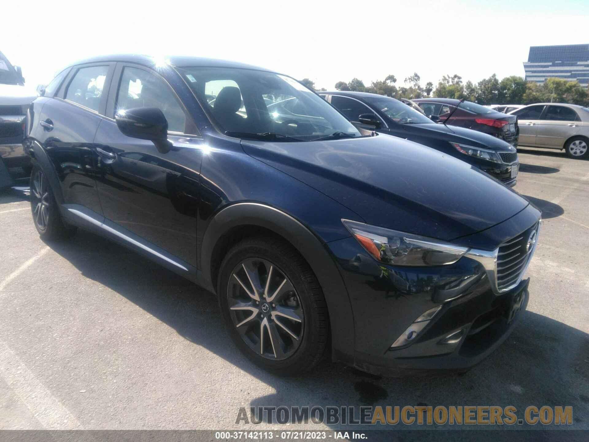 JM1DKFD76J0301248 MAZDA CX-3 2018