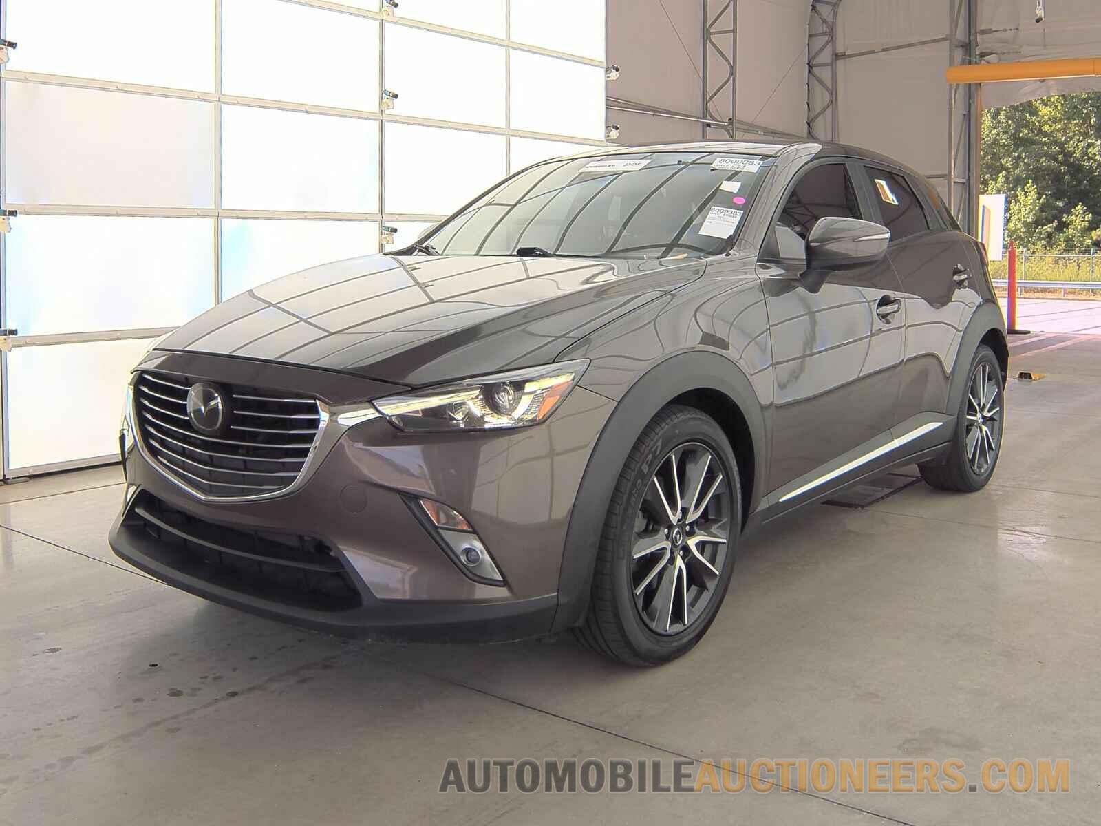 JM1DKFD76J0301542 MAZDA CX-3 2018