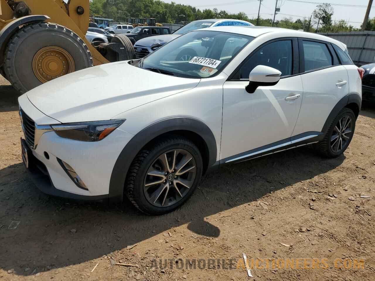 JM1DKFD77H0141102 MAZDA CX-3 2017