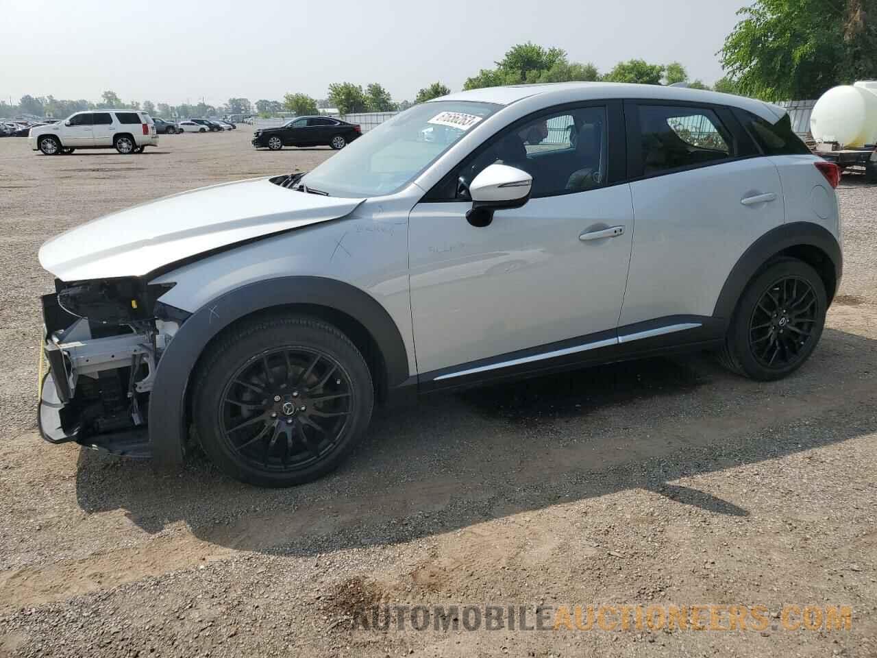 JM1DKFD77J0313795 MAZDA CX-3 2018