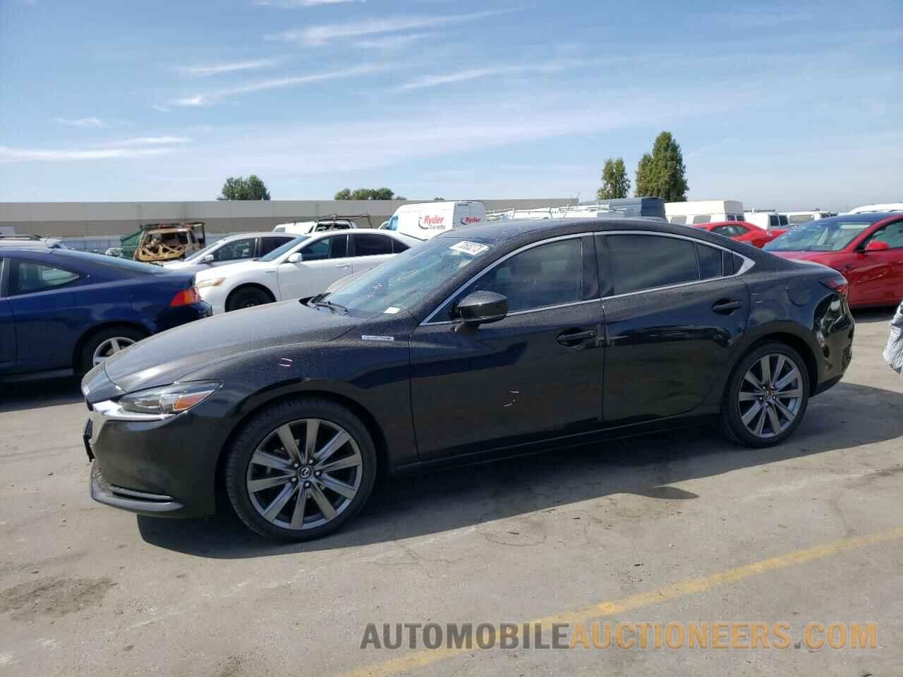 JM1GL1VM2J1332556 MAZDA 6 2018