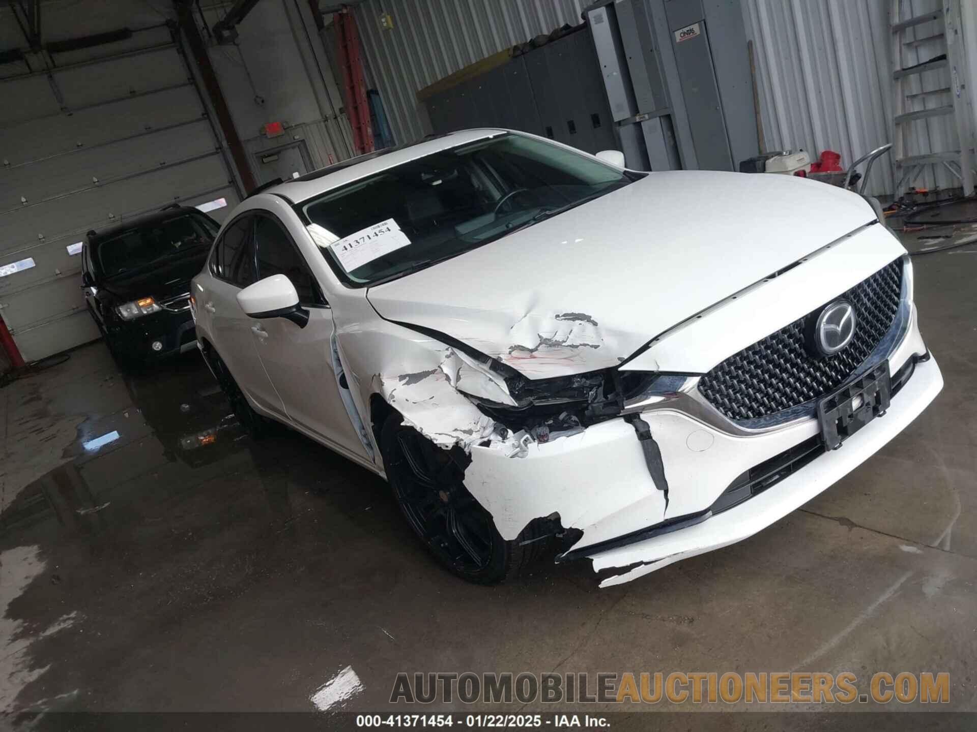 JM1GL1VM3J1328516 MAZDA MAZDA6 2018